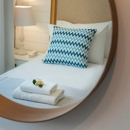 Chris Le Mare Luxury Villa *