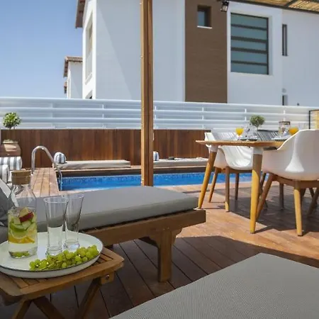 Chris Le Mare Luxury Villa
